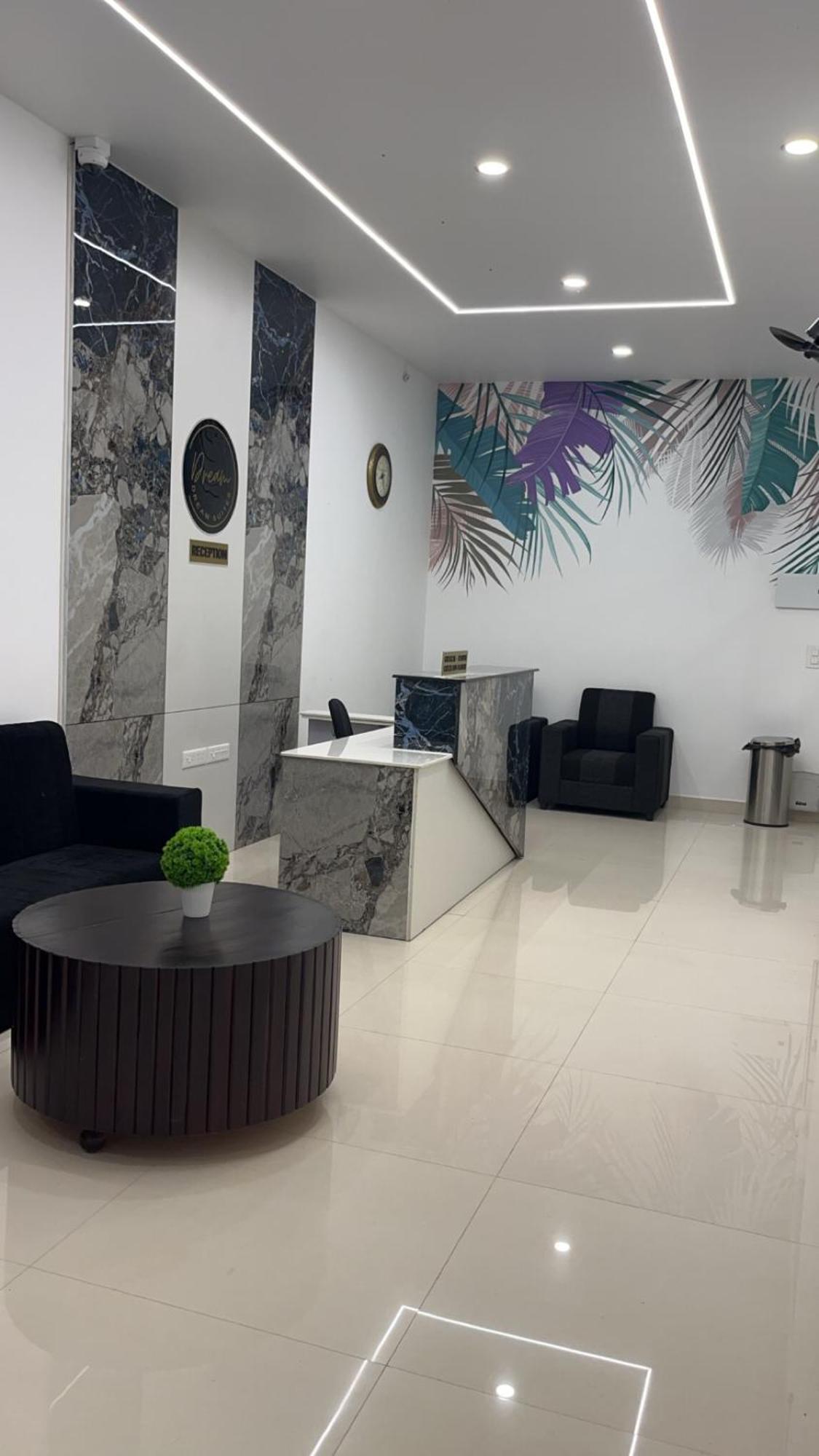 Hotel Dream Suite, Kattappana エクステリア 写真